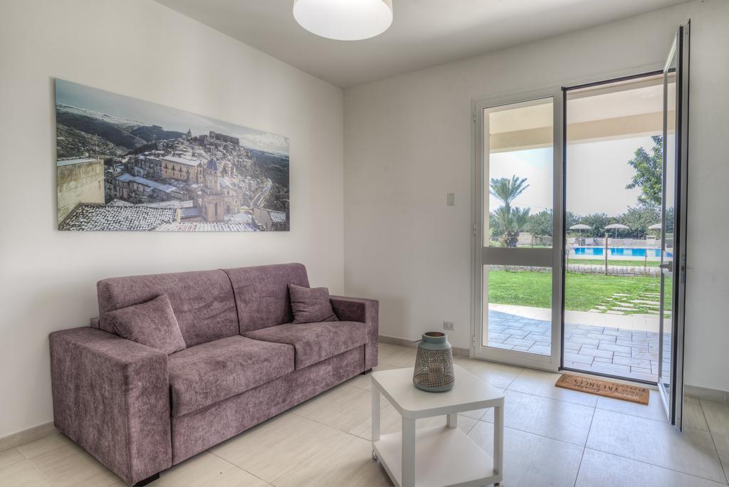 Il Giardino Dei Frangipani Apartman Santa Croce Camerina Kültér fotó