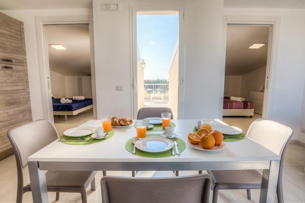 Il Giardino Dei Frangipani Apartman Santa Croce Camerina Kültér fotó