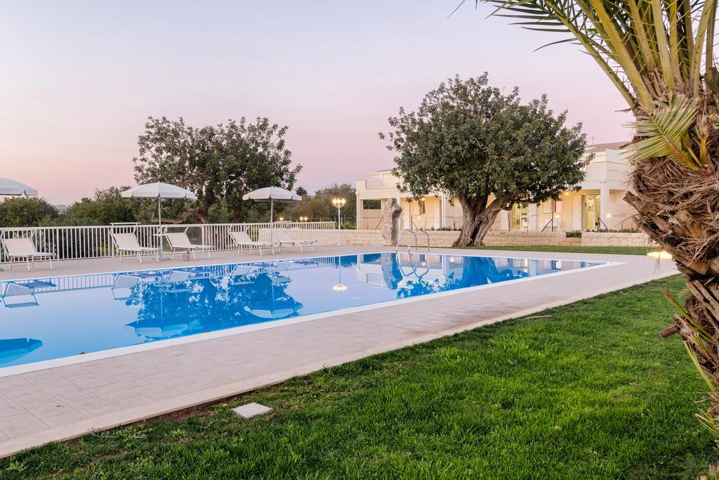 Il Giardino Dei Frangipani Apartman Santa Croce Camerina Kültér fotó