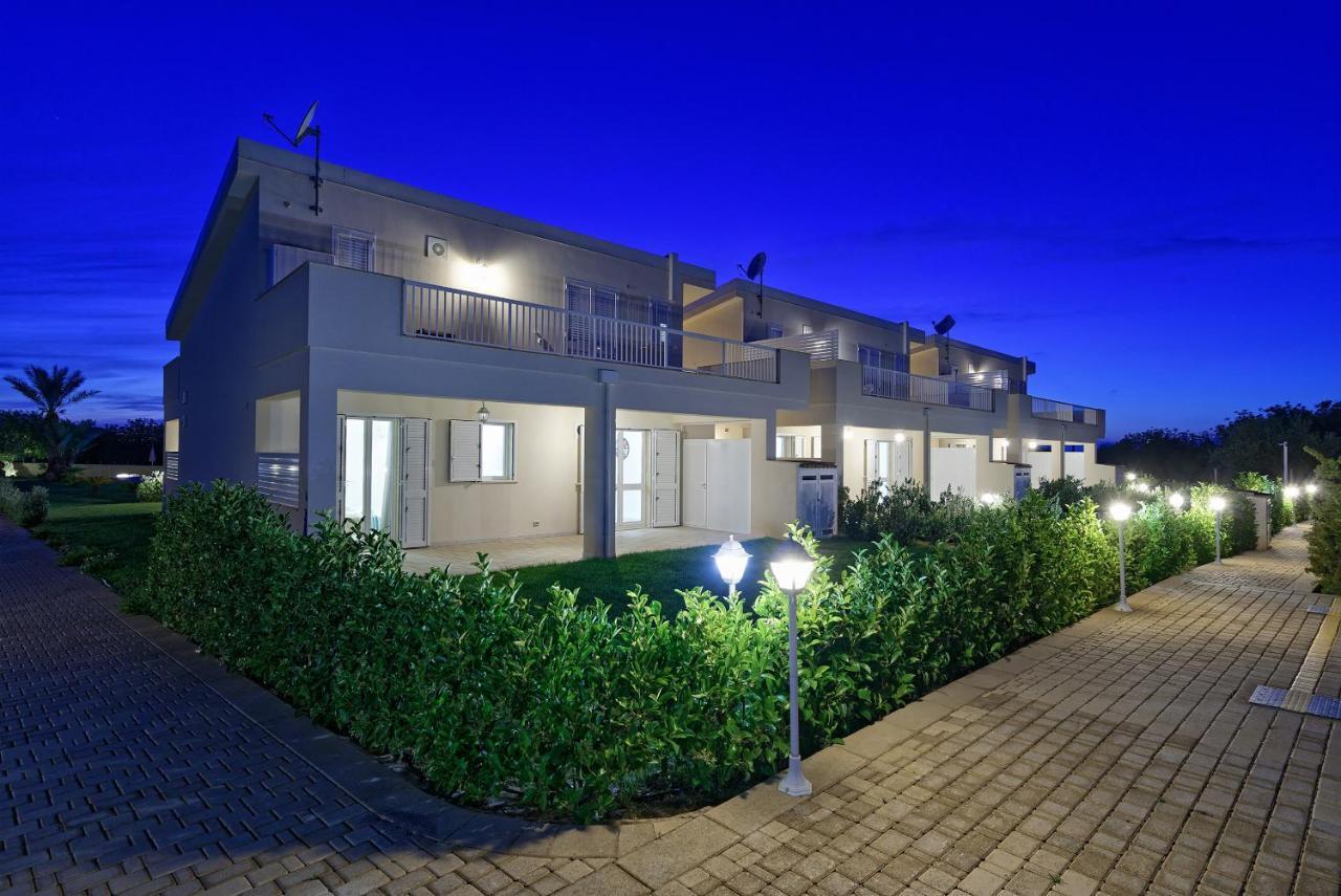Il Giardino Dei Frangipani Apartman Santa Croce Camerina Kültér fotó