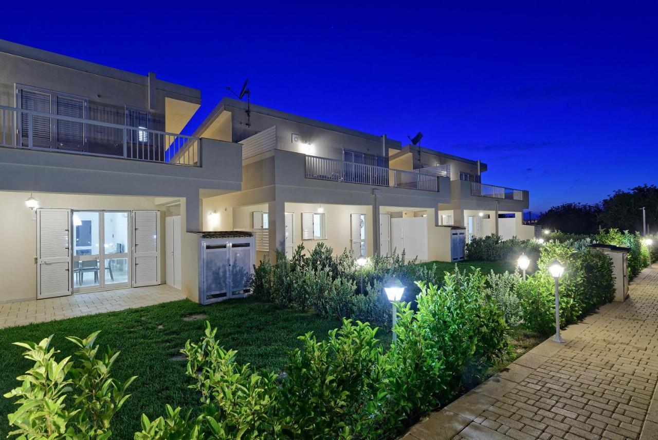 Il Giardino Dei Frangipani Apartman Santa Croce Camerina Kültér fotó